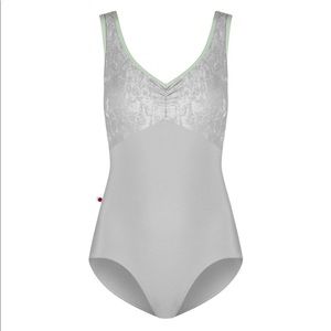 Yumiko Anna duo Pinch Leotard